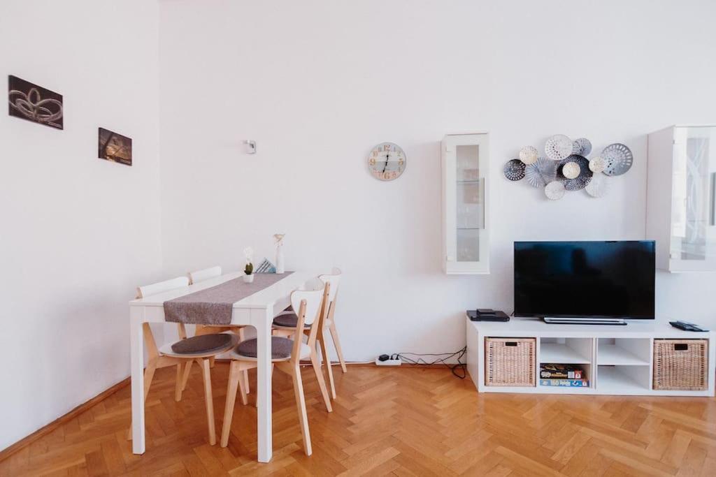 Apartment Oberhausen Sterkrade Nahe Westfield Centro *